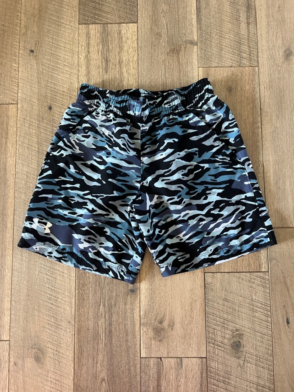 UA shorts size small